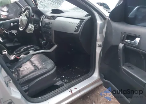 2010 Ford Focus Sel z USA, uszkodzony, nr VIN 1FAHP3HN6AW176538